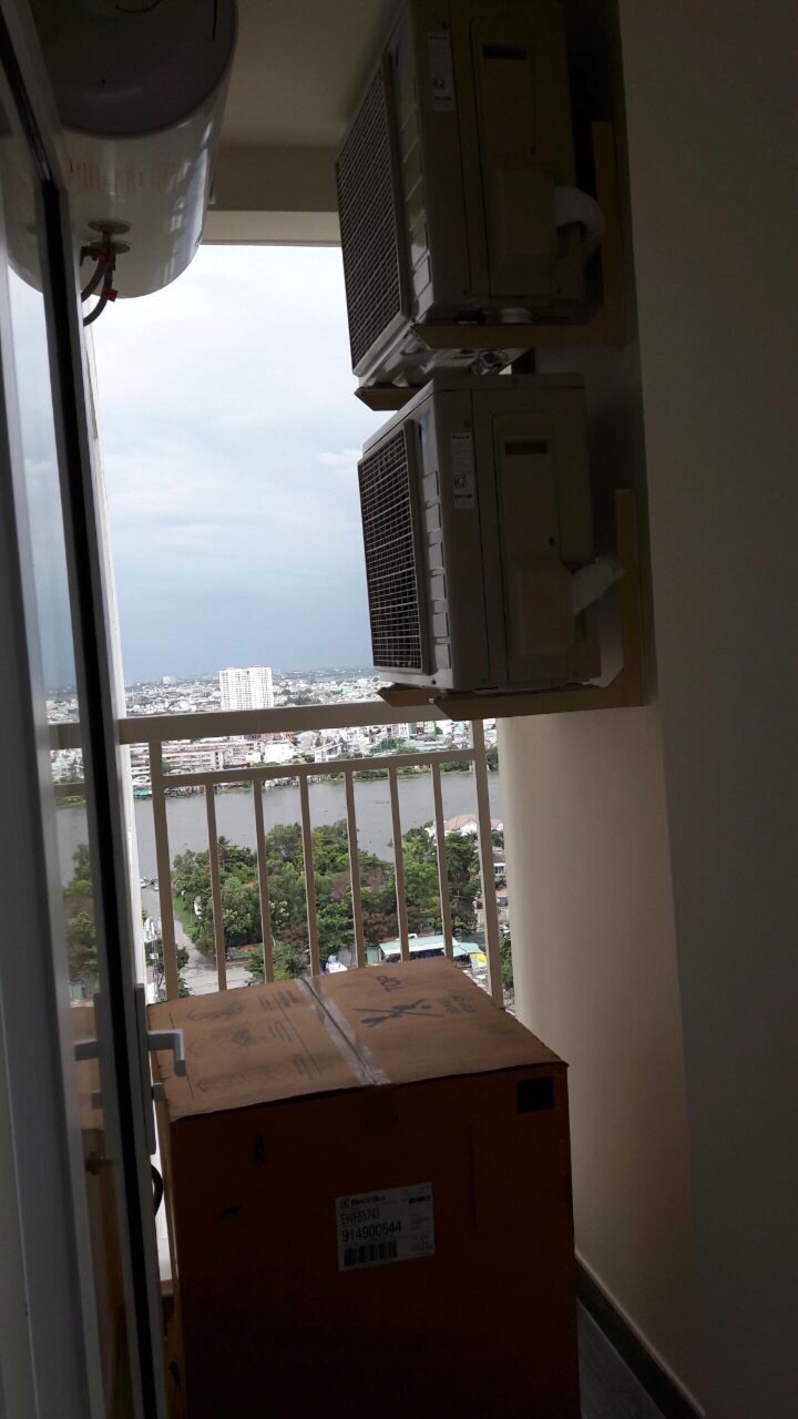 z3498743806670_ca9891e721563bae98d68fe0736b0926