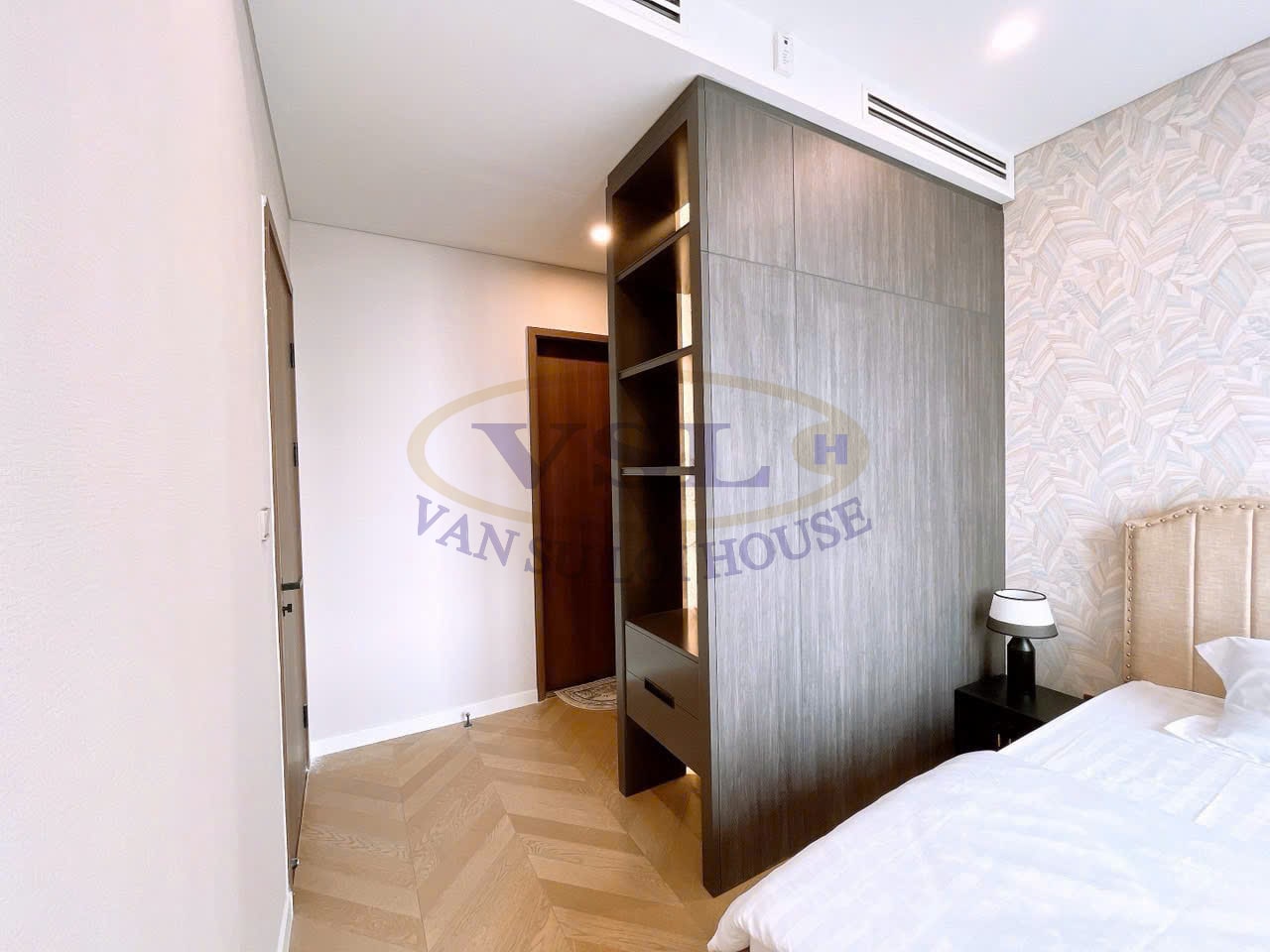 Untitled Project (8)-min